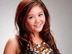 Bị tố đạo nhạc, Văn Mai Hương bức xúc