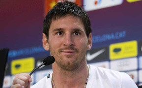 Messi giãi bày mối quan hệ với Ronaldo