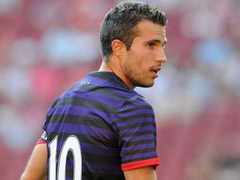 Van Persie sang MU: Gánh nặng hai chữ trung thành