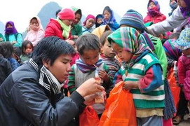 Cảm động những gương mặt ấn tượng giải Chim én 2012