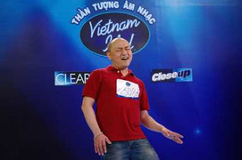 Vietnam Idol 2012: Cười vì hài hước, lo vì chất lượng