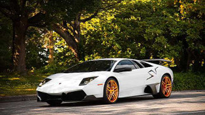 Diện kiến LP670-4 Super Veloce mâm xe vàng