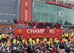 Thống kê bất ngờ: Fan MU nhân ái nhất nước Anh