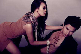 Bản sao Jennifer Phạm nóng bỏng bên siêu mẫu Võ Văn Nam