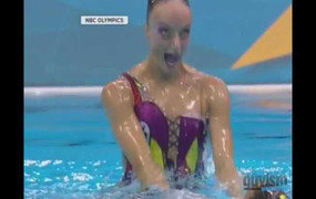 Giật mình khoảnh khắc xấu xí của VĐV Olympic