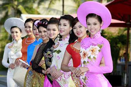 Ngắm thí sinh Hoa hậu Việt Nam đẹp rực rõ trong áo dài