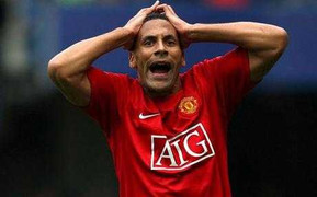 MU gặp họa lớn trước thềm trận ra mắt Van Persie