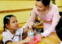 Chuyện dở khóc dở cười khi con vào lớp 1