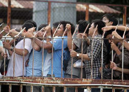 Bầu Kiên bị bắt: Bóng đá không đáng phải trả giá