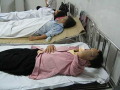 Lật xe chở 45 phật tử: Thêm nạn nhân tử vong