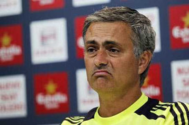 Siêu cúp: Mourinho 'ức chế' với bàn thắng của Barca