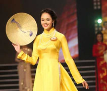 Thí sinh Hoa hậu Việt Nam dịu dàng trong tà áo dài