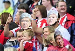 Wenger, tuyển trạch viên thiên tài cho MU!?