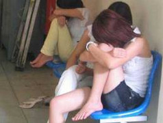 Hẹn trả điện thoại rồi hại đời nữ sinh