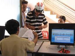 Sống ở thành phố lớn 5 năm mới được đăng ký xe