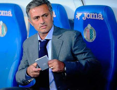 Real thua trận, Mourinho nổi cơn tam bành