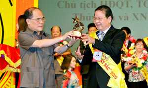 Coimex đầu tư dây chuyền sản xuất càng ghẹ Surimi