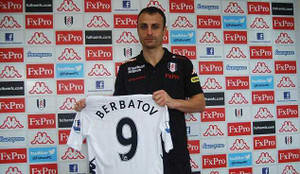 Chính thức: MU bán Berbatov với giá rẻ bèo