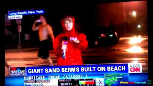 Những khoảnh khắc khó đỡ của phóng viên thời tiết