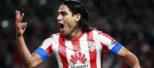 Ghi 3 bàn hạ Chelsea, Falcao lên hàng... huyền thoại