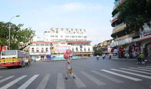 Hà Nội vắng vẻ, khách vẫn bị 'chặt chém' như thường