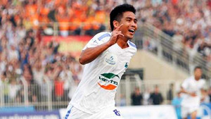 Công khai 'định giá' suất lên tuyển quốc gia!?