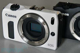 Canon giới thiệu hai 'chiến binh' tại Việt Nam