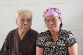 Ly kỳ chuyện ông lão 85 tuổi đi đăng ký kết hôn