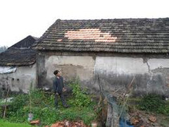 Bắt ba giang hồ 'nhí' ném thuốc nổ nhà công an