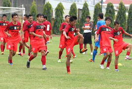 Hình ảnh ngót 20 năm bóng đá Việt mới lại có