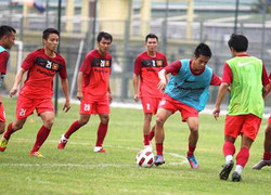 Bộ ba 'ngổ ngáo' trên tuyển VN: Vừa tập vừa chờ án