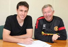 Ảnh, video: MU ra mắt 'Van Nistelrooy mới'