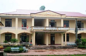 Phản đối nhiều khoản thu, phụ huynh cho trẻ nghỉ học