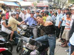 Bắt cướp như phim giữa Sài Gòn