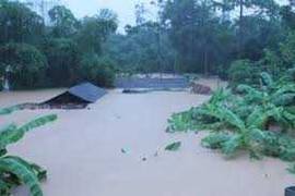 Thanh Hóa: Ngập sâu, nhiều đoạn đê bị vô hiệu hóa