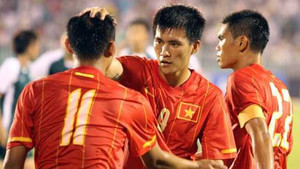 Công Vinh tỏa sáng, ĐTVN đả bại đại kình địch Malaysia