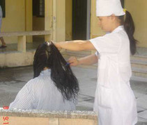 Nghề trông người điên: Những sự cố hi hữu