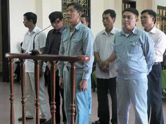 Hải Phòng: Một xã 7 'quan ăn đất', lãnh án 30 năm tù