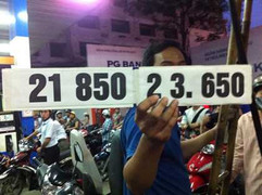 Bộ Tài chính 'lệnh' giữ nguyên giá xăng dầu