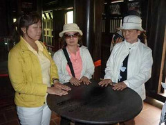 Người giải mã sự thật những chiếc bàn tự quay thần bí