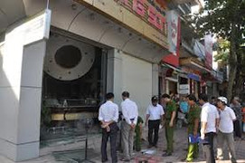 Thái Bình: Nổ lớn đánh sập một tiệm vàng