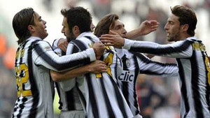 Genoa - Juventus: Công cường đấu...thủ yếu