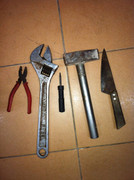 Cạn tiền, 3 lần mang vợ ra làm 'bẫy tình'