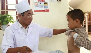 Xe chở yêu thương cùng mẹ và bé đến nông thôn