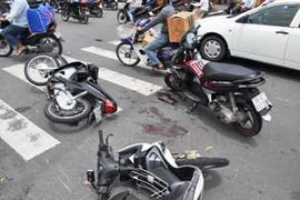 TP.HCM: Bắt cướp trên đường phố, 3 người thương vong
