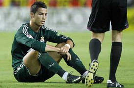 Mancini hiến kế 'đuổi'... Ronaldo