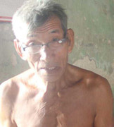 Xem mặt tỷ phú Việt ở nhà nát, đi chân đất, kéo xe bò