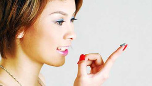 Trung Quốc: Phát hiện 1,8 triệu kính áp tròng rởm