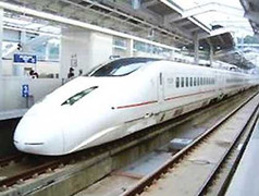 Chuyên gia: 'Đường sắt 300km/h chưa phải là cao tốc'