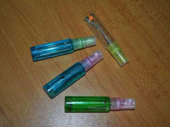 Xịt nước hoa dởm, hàng loạt học sinh tiểu học nhập viện